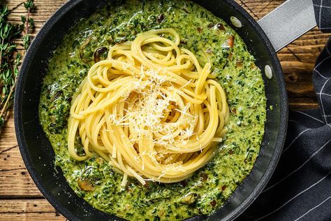 Spaghetti Pasta Recipe, Healthy Pasta Recipe, Spinach Spaghetti, Best Avocado Recipes, Creamy Spinach Sauce, Healthy Spaghetti, Salad Appetizer Cups, Spaghetti With Spinach, 30seconds Food