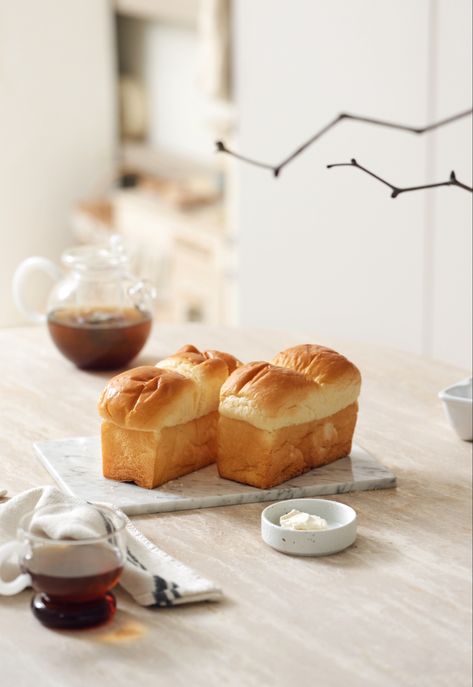 Korean Pastries Aesthetic, Bakery Photography, Bread Photography, Pastry Logo, Japanese Bakery, Food Photography Composition, Japanese Bread, Bakery Branding, Food Photoshoot