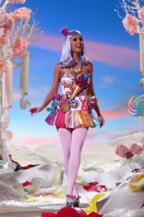 Katy Perry Halloween Costume, Katy Perry Halloween, Candy Land Costumes, Katy Perry Music, Katy Perry Costume, Katy Perry Outfits, Candy Costume, Katy Kat, Candy Costumes