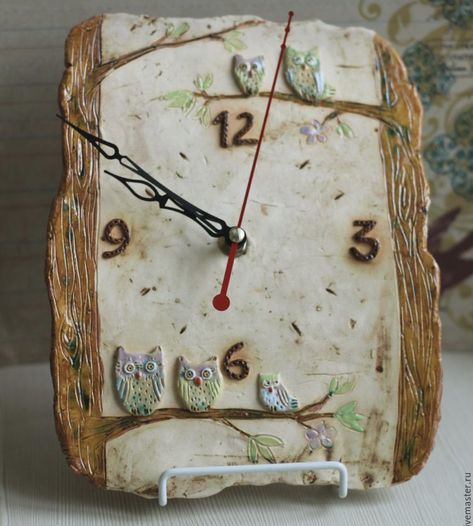 Pottery Clocks Handmade, Modern Wall Clock Design, Clock Ideas, Handmade Wall Clocks, Handmade Clocks, Cool Clocks, Pottery Handbuilding, Slab Pottery, Hand Built Pottery