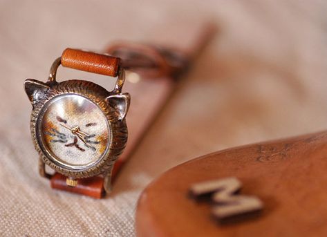 Vintage Watch. Handmade Leather Band ///////// por metaletlinnen, $170.00 Cat Watch, A Cute Cat, By Any Means Necessary, Fancy Cats, Cat Items, Cat Fashion, Cat Jewelry, Crazy Cat Lady, Crazy Cats