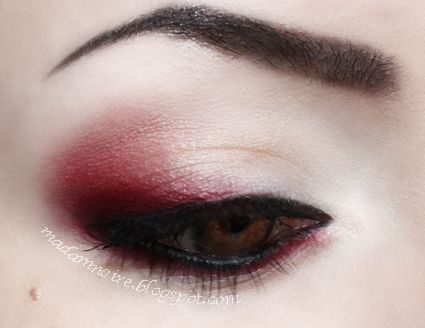 Red White And Black Makeup Looks, Black And Red Emo Makeup, Red And Black Grunge Makeup, Red Black White Makeup, Red Black And White Makeup, Red Hooded Eye Makeup, Gothic Red Makeup, Black Red Eye Makeup, Red Themed Makeup