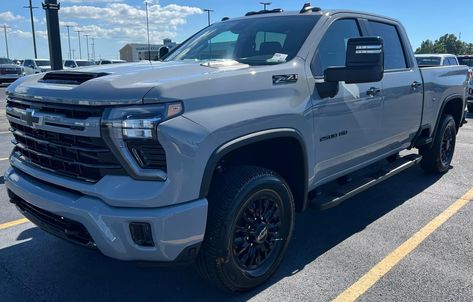 Chevy Silverado 2500HD Heavy-Duty LT Diesel Z71 OFF-ROAD Midnight Edition Sport Special Edition Devney Perry, Heavy Duty Trucks, Chevrolet Trucks, Chevy Silverado, Chevy Trucks, Off Road, Dark Gray, Blue Grey, Chevy