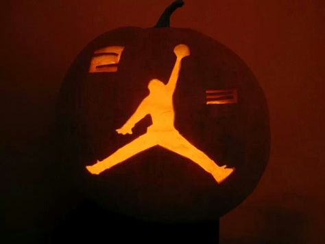 Pumpkin Nike Pumpkin Carving Ideas, Pumpkin Carving Ideas Basketball, Drake Pumpkin Carving, Basketball Pumpkin Carving, Pumpkin Pumpkin Carving, Pumpkin Carving Tools, Cute Pumpkin Carving, Halloween Pumpkin Carving Stencils, Pumpkin Stands