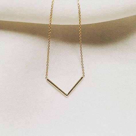 14k Chevron Necklace 14k V Shape Necklace 14k V Necklace Bracelets Stacked, Simple Gold Necklace, Gold Necklace Dainty, Gold Necklace Wedding, Gold Bracelets Stacked, V Necklace, Bangle Design, Chevron Necklace, Gold Necklace Simple