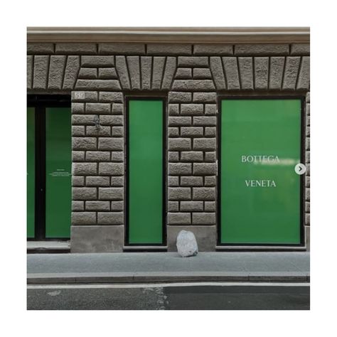 In a world without visual merchandising boutique windows would be empty, products would be in chaotic uninspiring heaps, and the high street would be void of colour. Instead Visual Merchandisers provide a mostly unseen service which brings $28 billion of retail sales to the world's economy and supports millions of jobs in every country. That's what Visual Merchadisers do. #isabelmarant #bottegaveneta #celine #dior #palomawool #acnestudios #offwhite #Inspiration #VM #VisualMerchandising #Store... Green Signage, Visual Management, Window Signage, Green Facade, Retail Store Display, Wayfinding Design, Window Display Design, Window Graphics, Retail Sales