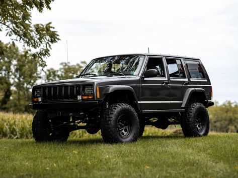 Jeep Xj Ideas, Jeep Xj Mods, Custom Jeep, Jeep Xj, Jeep Cherokee Xj, Chrysler Voyager, Jeep Models, Jeep Stuff, Kid Friendly Travel Destinations