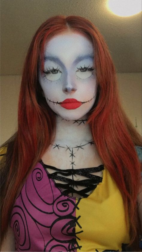 Tim Burton Halloween Costumes, Tim Burton Costumes, Sally Halloween Costume, Nightmare Before Christmas Makeup, Sally Makeup, Christmas Makeup Tutorial, Nightmare Before Christmas Costume, Sally Costume, Cute Halloween Makeup