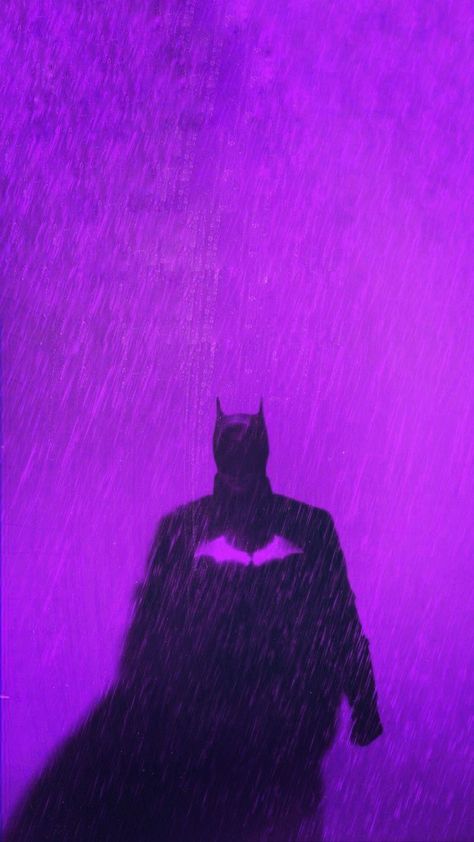 Purple Discord PFP: Stunning Profiles for Your Account The Batman 2022 Wallpaper, Batman 2022 Wallpaper, Purple Discord Pfp, Perfect Profile Picture, Batman Silhouette, Bat Joker, Marvel Phone Wallpaper, Comic Wallpaper, Batman Comic Wallpaper