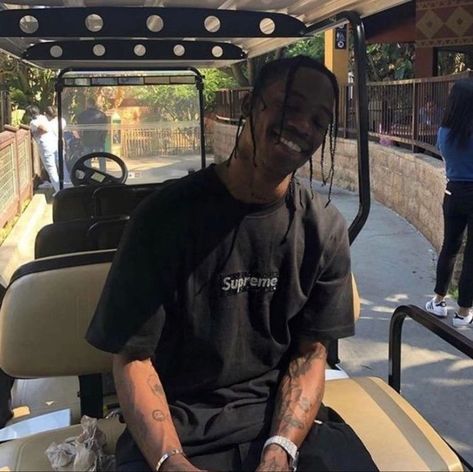 Travis Scott Selfie, Travis Scott, Golf