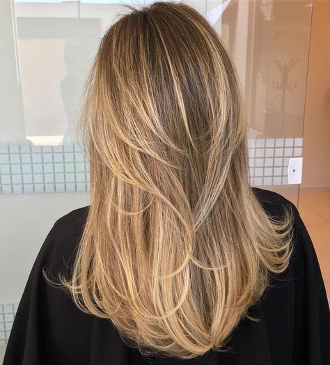 Soft Airy Layers for Fine Hair Layers For Fine Hair, Cute Layered Hairstyles, Cuts For Long Hair, Summer Blonde Hair, Layered Hairstyles, Honey Blonde Hair, Brown Hair Balayage, Blonde Hair Inspiration, Blonde Hair Looks