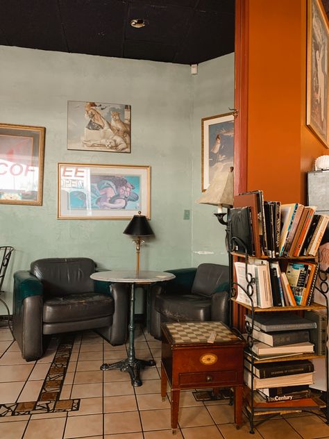 Old Coffee Shop Vintage, 90s Coffee Shop Aesthetic, Coffee Shop Old Style, Early 2000s Coffee Shop Aesthetic, Grunge Coffee Shop Aesthetic, Vintage Coffee Shops, Future Apartment, Community Space, Vintage Grunge