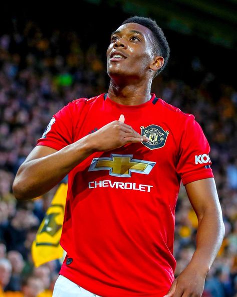 Anthony Martial puts Manchester United ahead with his 50th goal for the club 19/08/19 Antony Martial, Paul Pogba Manchester United, Ronaldo Shirt, Manchester United Art, Manchester United Team, Anthony Martial, Manchester United Players, Manchester United Football Club, Best Football Team