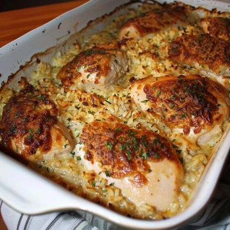 Forgotten Chicken: The Effortless Recipe That’ll Soon Be Your New Favorite Comfort Food - NewsBreak Homemade Chili Beans, Fried Cheese Bites, Chicken Tetrazzini Casserole, Forgotten Chicken, Gizzards Recipe, Creamy Broccoli Cheddar Soup, Crusted Chicken Recipes, Comfort Pasta, Homemade Meatloaf