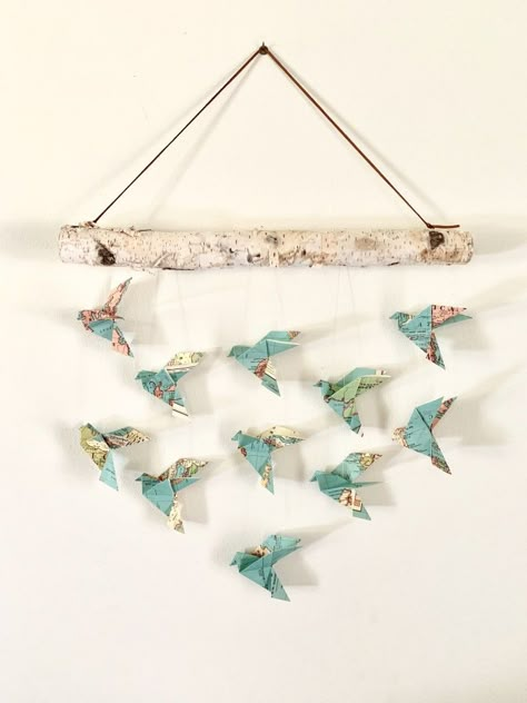 Origami Birds Hanging, Mobil Origami, Paper Flower Bouquet Tutorial, Diy Origami Home, Diy Paper Flower Bouquet, Diy Origami Home Decor, Glen Ellyn Illinois, Flower Bouquet Tutorial, Hanging Origami