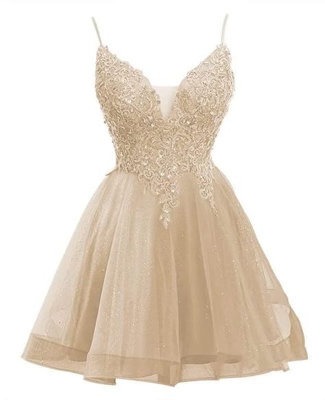 Damas Outfits Quinceanera Gold, Champagne Dama Dresses Quinceanera, Damas And Chambelanes Outfits, Quince Damas Dresses, Tangled Hoco, Damas Outfits Quinceanera, Gold Short Dresses, Gold Dama Dresses, Sweet16 Dress