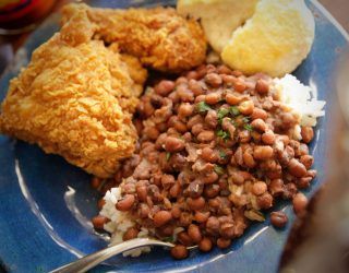 Camellia Brand Crowder Peas Recipe, Camellia Beans Recipe, Crowder Peas, Field Peas, Creamed Peas, Beans Recipes, Beans Vegetable, Chicken And Biscuits, Southern Dishes