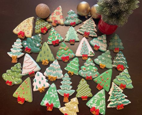 Christmas Tree Sugar Cookies - Etsy UK Christmas Tree Sugar Cookies Royal Icing, Cookie Tree Decorations, Christmas Tree Decorated Cookies, Christmas Tree Cookie Decorating, Christmas Tree Cookies Royal Icing, Christmas Tree Sugar Cookies Decorated, Decorated Christmas Tree Cookies, Christmas Tree Cookies Decorated, Sugar Cookie Christmas Tree