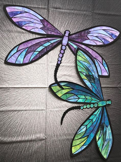 Mosaic Butterfly Tattoo, Stain Glass Dragon Fly, Dragonfly Mosaic Ideas, Stained Glass Dragonfly Tattoo, Stained Glass Dragonflies, Stained Glass Dragonfly Pattern, Dragonfly Stained Glass Pattern, Mosaic Dragonfly, Fan Blade Art