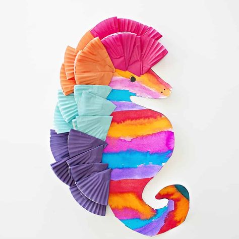 Seahorse Craft, Library Job, Watercolor Seahorse, Seahorse Crafts, Ocean Art Projects, Coffee Filter Art, Ocean Animal Crafts, Ocean Theme Preschool, Under The Sea Crafts