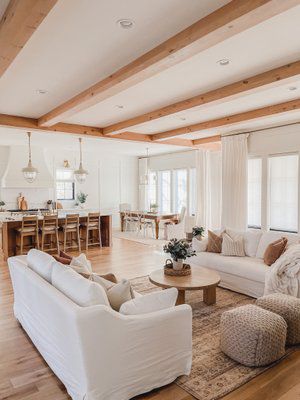 White Oak Floors Living Room, Living Room Color Scheme Ideas, Eclectic Boho Living Room, Oak Floor Living Room, European White Oak Floors, Color Scheme Ideas, Holiday Living Room, Bohemian Living Rooms, Living Room Color Schemes