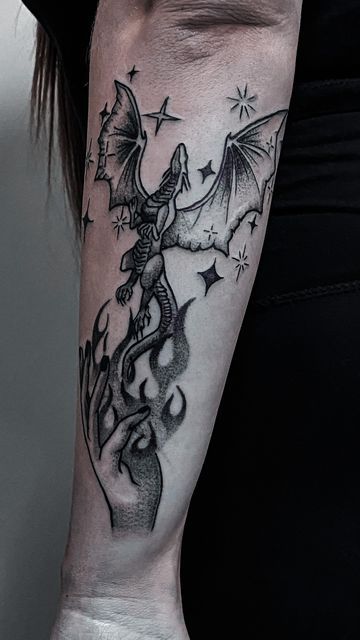 Tattoo Back Of Forearm, Dark Bold Tattoos, Throne Of Glass Tattoo Sleeve, Manon And The Thirteen Tattoo, Sjm Tattoo Sleeve, Tog Dragon Tattoo, The 13 Tog Tattoo, Dragon And Book Tattoo, Abraxos Wyvern Tattoo