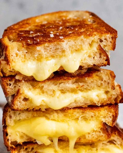 My Best Grilled Cheese Sandwich Starbucks Sandwiches, Fancy Grilled Cheese Sandwiches, Iced Caramel Macchiato Recipe, Fancy Grilled Cheese, Ultimate Grilled Cheese, Perfect Grilled Cheese, Gourmet Grilled Cheese, Queso Fundido, Best Grilled Cheese