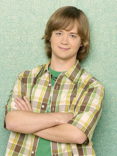 Jason Earles (Jackson Stewart) Jackson Hannah Montana, Jackson Stewart, Kickin It Cast, 13 The Musical, Jason Earles, Old Disney Channel, Childhood Tv Shows, Disney Channel Stars, Debby Ryan