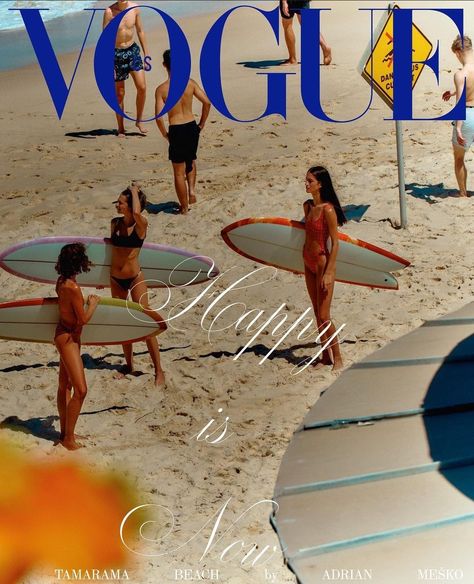 Vintage Vogue Covers, Collage Mural, Vogue Vintage, Vogue Magazine Covers, Beach Posters, Fashion Cover, Vogue Covers, Vintage Poster Art, Art Collage Wall