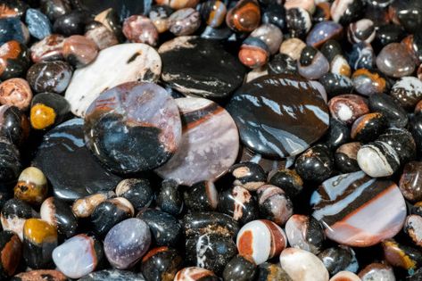 Sardonyx Stone Meaning, Bloodstone Meaning, Sardonyx Stone, Zodiac Crystals, Ancient Greek City, Greek City, Crystal Properties, Leo Zodiac, Modern Times