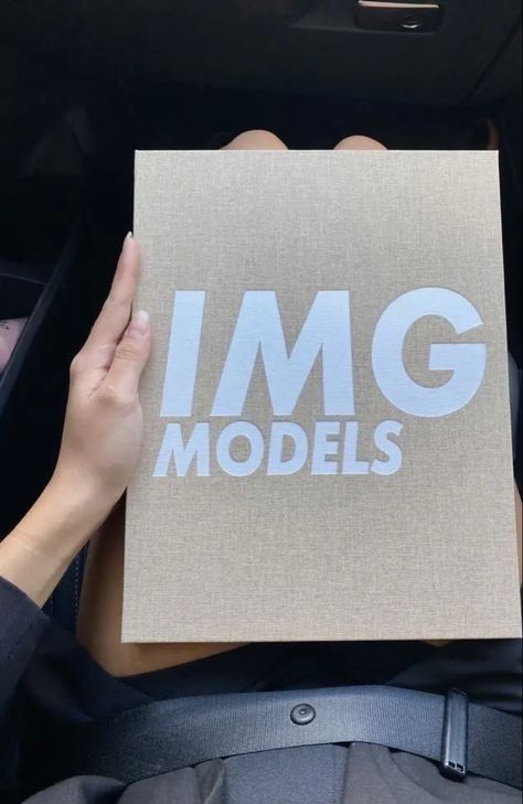 Img Models Logo, Fashion Dream Job, Wag Dr, Diary Of A Model, Career Vision Board, Nelly Furtado, Model Lifestyle, Dream Vision Board, Career Fashion