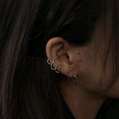 Piercings Aesthetic, Ear Piercings, Piercings, We Heart It, A Woman, Lost, Tumblr, Silver, Black