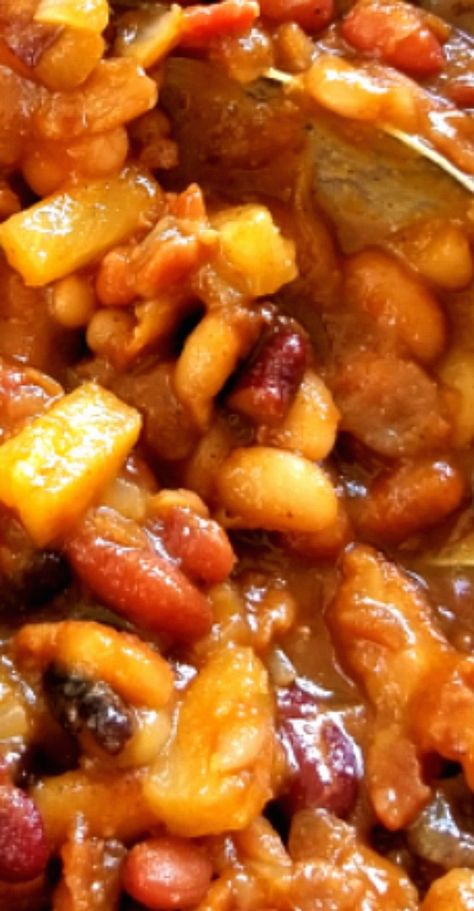 Baked Beans With Pineapple And Bacon, Baked Bean Salad, Baked Beans With Pineapple, Trisha Yearwood Baked Beans, Pineapple Baked Beans, Baked Beans Bacon, Bacon Baked Beans, Bake Beans, Beans Baked