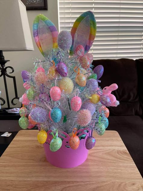 Easter Egg Appetizers, Dollar Store Easter Crafts, Easter Crafts Dollar Store, Dollar Tree Easter Crafts, Diy Bling, Easter Wreath Diy, Easter Craft Decorations, Easy Easter Crafts, Craft Decorations