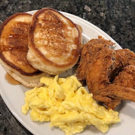 BrassCuisineSpicesLLC on Instagram: “Fluffy Pancakes 🥞, Deep Fried Chicken 🍗 & Scrambled Eggs 🍳 #BrassCuisine” Chicken And Pancakes, Deep Fried Chicken, Morning Recipes Breakfast, Good Morning Breakfast, Fluffy Pancakes, Dinner Meals, Good Eat, Food Inspo, Breakfast Food