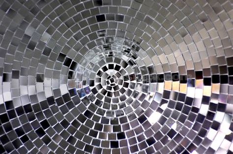 disco ball close up Disco Ball Mirror, Ball Aesthetic, House Of Balloons, Shiny Objects, Mirror Ball, Facebook Cover Photos, Disco Ball, Photo Backdrop, Facebook Cover