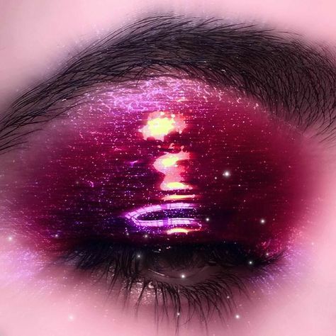 Funny Textposts, Eye References, Eyeliner Colorful, Makeup Euphoria, Fantasy Make-up, Make Up Designs, Funky Makeup, Drag Make-up, Euphoria Makeup