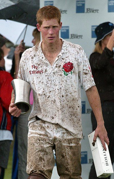 Young Prince Harry, Prince Harry Pictures, Psychic Predictions, Prince Harry Photos, Old Prince, Royal British Legion, Prins Harry, Prince Harry And Megan, Prince Charles And Camilla