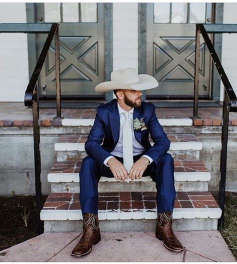 Groom Suit Country Wedding, Men’s Wedding Suits Country, Men Country Wedding Outfit, Groom Attire Cowboy, Groom Suit With Boots, Suit With Boots Men Wedding, Cowboy In Suit, Blue Suit With Cowboy Boots, Groom In Cowboy Boots And Suit