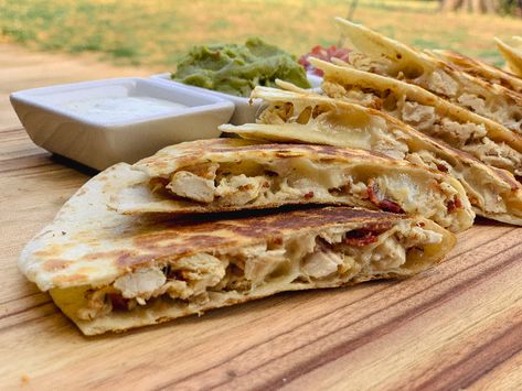 Ranch Chicken Quesadilla, Chicken Bacon Ranch Quesadilla, Bacon Ranch Quesadilla, Bacon Ranch Chicken, Quesadilla Recipes, Chicken Quesadillas, Chicken Bacon Ranch, Bacon Ranch, Ranch Chicken