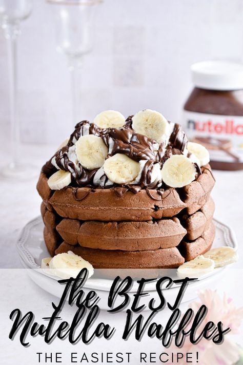 Full of creamy Nutella, these Nutella Waffles are so simple to make, and are loaded with sinful Nutella! Up your waffle game with these amazingly easy waffles! This is the perfect breakfast or brunch recipe! Waffles With Nutella, Classic Waffle Recipe, Easy Waffles, Banana Oatmeal Bars, Nutella Waffles, Nutella Banana Bread, Stuffed Chocolate Chip Cookies, Nutella Pancakes, Waffle Maker Recipes