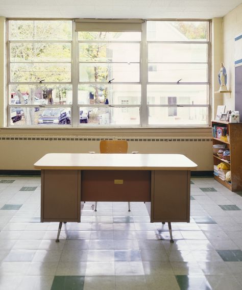 Empty Classroom, Teachers Desk, English Homework, Teacher's Desk, School Desks, Teacher Desk, Art Desk, Teach Kids, Low Income