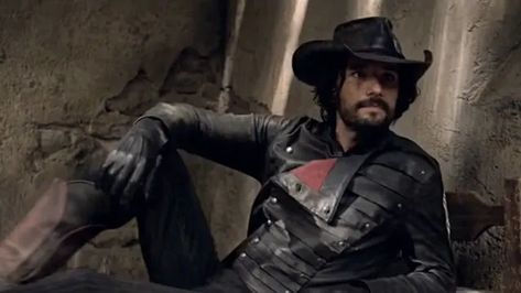 Rodrigo Santoro Is Bringing The Mayhem To Westworld Season 2 Hector Escaton, Ingrid Bolsø Berdal, Westworld Season 2, Dolores Abernathy, Rodrigo Santoro, Evan Rachel Wood, He Is Coming, Anthony Hopkins, Party Stuff