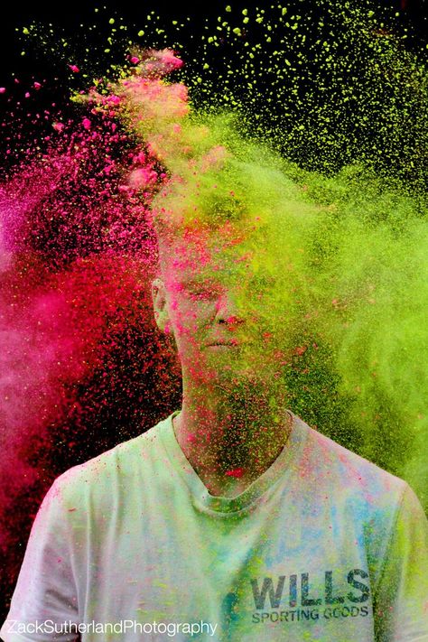 Powder Paint Photography, Powder Photoshoot, Photography Portrait Ideas, Powder Photography, Paint Photoshoot, Speed Photography, Shutter Speed Photography, Holi Powder, Photoshoot Creative