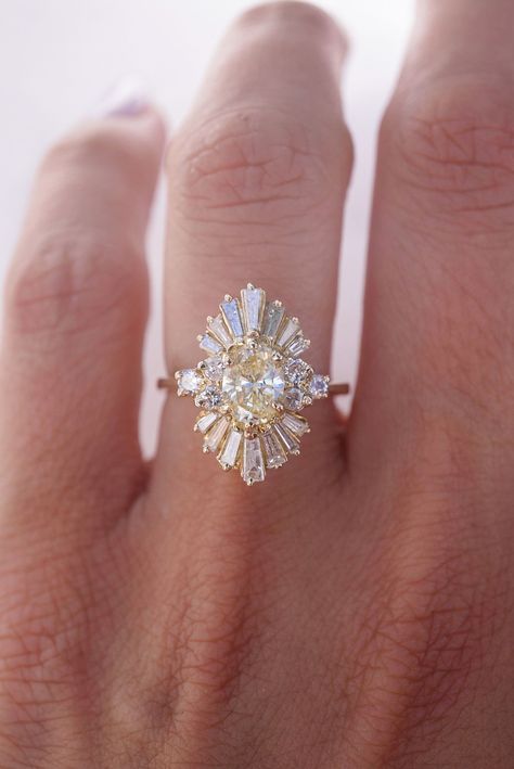 Engraved Candles, Diamond Vintage Ring, Sunburst Ring, The Bling Ring, Future Engagement Rings, Fine Diamond Jewelry, Vintage Diamond Rings, Dream Engagement, Dream Engagement Rings