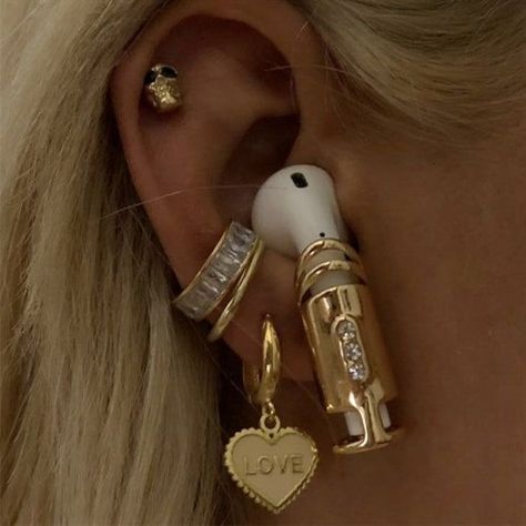 Dope Jewelry Accessories, Dope Jewelry, Classy Jewelry, Jewelry Lookbook, Girly Jewelry, Jewelry Inspo, Dream Jewelry, Pretty Jewellery, Ear Jewelry