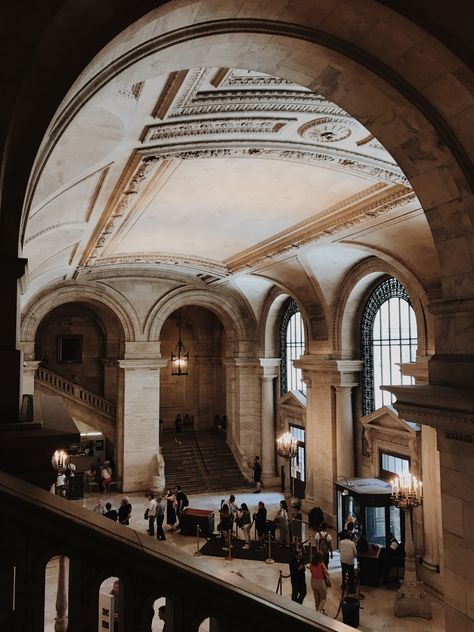 Victorian New York Aesthetic, Nyc Library Aesthetic, New York Writer Aesthetic, New York Fall Aesthetic, Notion Pictures, Nyc Library, Nyc Buildings, East Coast Road Trip, Library Aesthetic