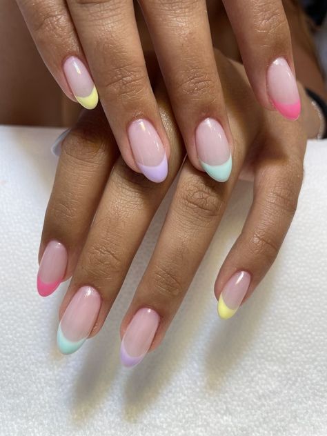 Nails Color Tips, Rainbow Nails French Tip, Pink Rainbow Nails, Short Rainbow Nails, Shellac Nails Designs, Cute May Nails, Rainbow French Nails, Rainbow French Manicure, Neon French Tip Nails