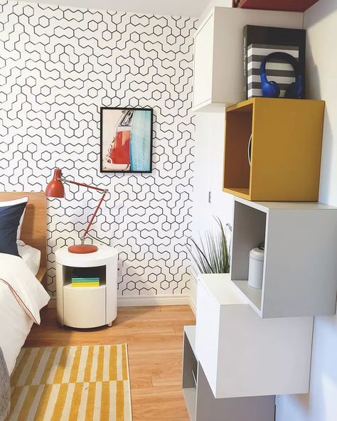 12 Easy Hacks for the IKEA EKET Cabinet Series Ikea Eket Wall, Ikea Eket Hack, Eket Ikea, Bedroom Wall Cabinets, Eket Cabinet, Ikea Kids Bedroom, Ikea Wall Cabinets, Ikea Cubes, Ikea Eket