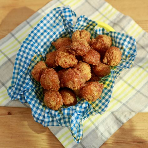 Sunny’s Easy Hush Puppies with a Hot Honey Dipping Sauce by Sunny Anderson Easy Hush Puppies, Honey Dipping Sauce, Puppy Recipes, Hush Puppies Recipe, The Kitchen Food Network, Sunny Anderson, Vegetarian Italian, Italian Chopped Salad, Dipping Sauces Recipes